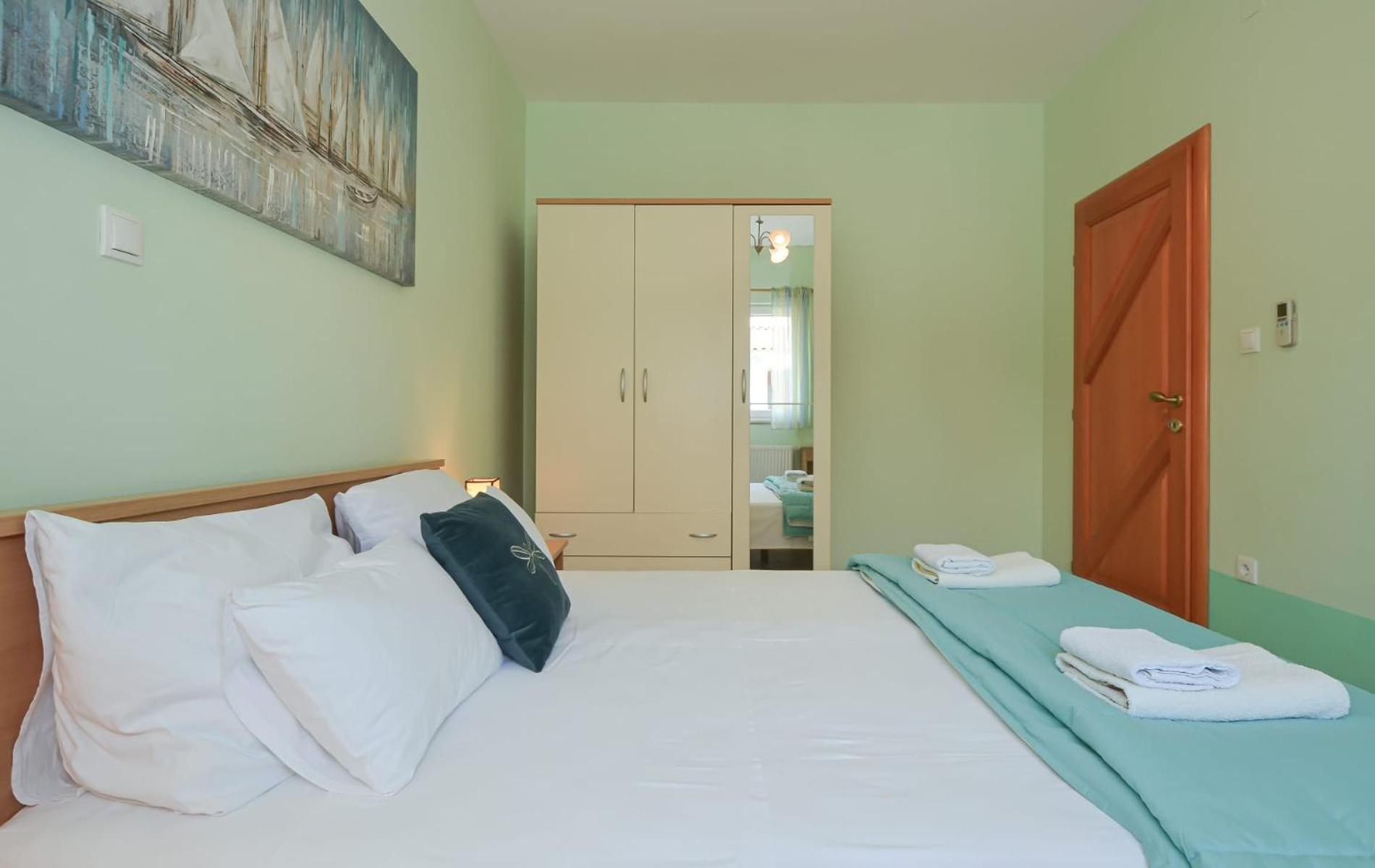 Apartments Santo Trogir - Okrug Gornji Exteriör bild