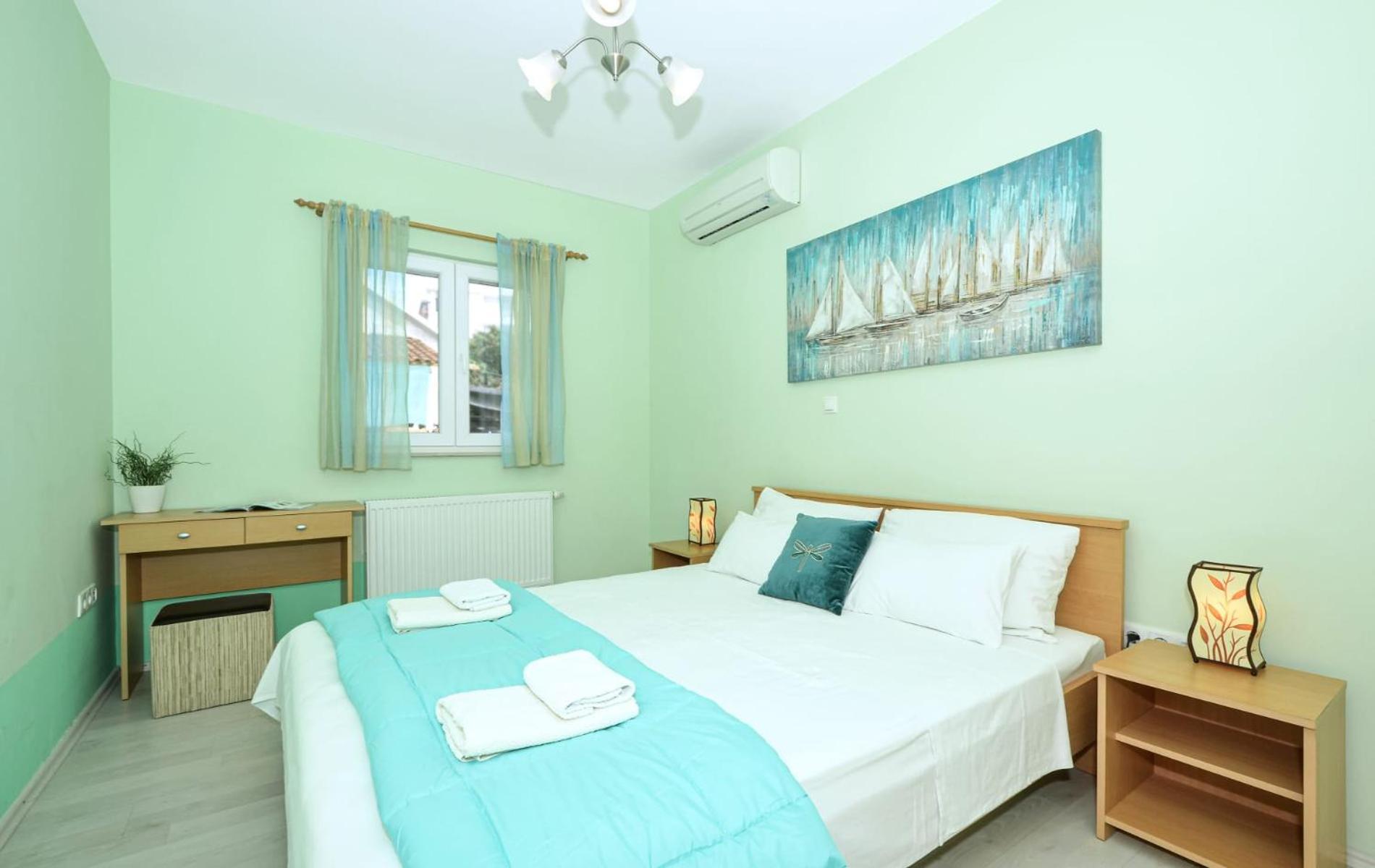 Apartments Santo Trogir - Okrug Gornji Exteriör bild